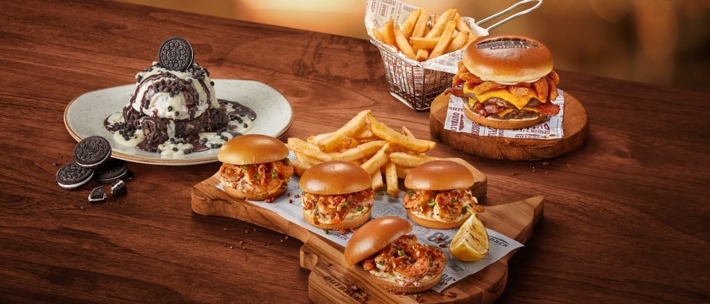 Outback inova mais uma vez e traz novidades com ingredientes premium que são tendências da gastronomia: maionese nobre trufada, camarões com bacon e sobremesa em parceria com Oreo®